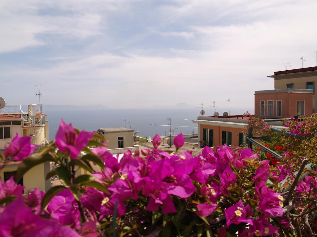 Una Terrazza Sul Golfo Napels Kamer foto
